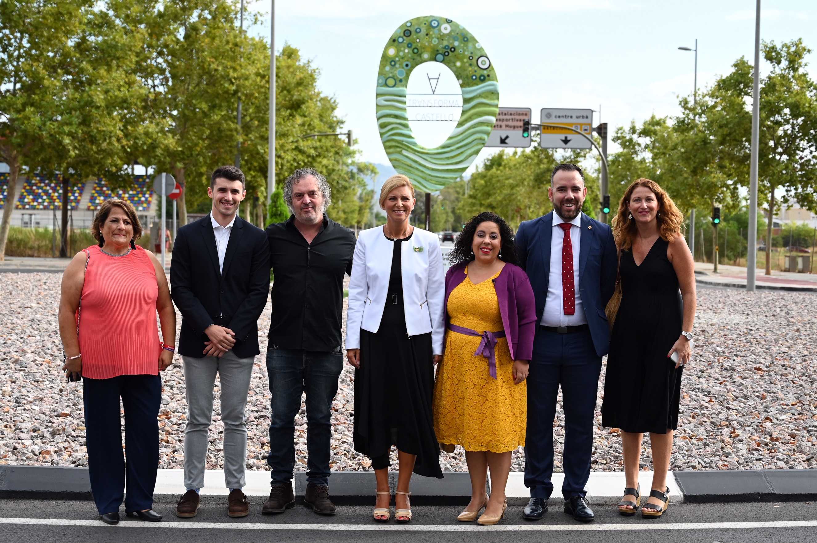 Castelló instala una escultura en la avenida Enrique Gimeno para plasmar el avance ecosocial de la ciudad 