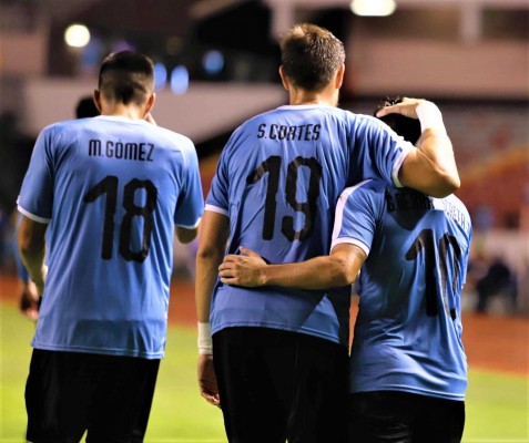 Maxi Gómez destaca y Cheryshev se queda sin minutos