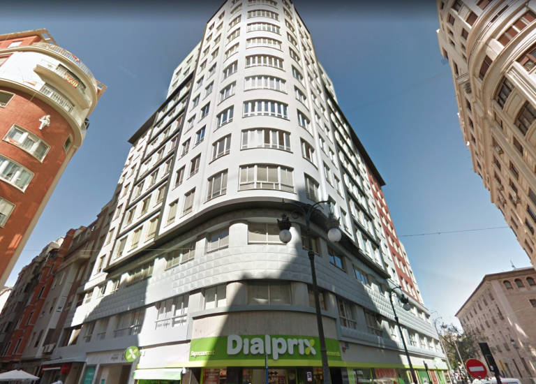 Edificio en el que está instalado el PSPV-PSOE en la actualidad - 