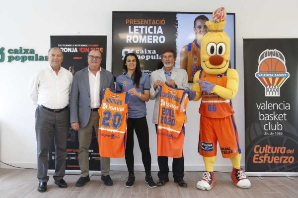 Leticia Romero: 