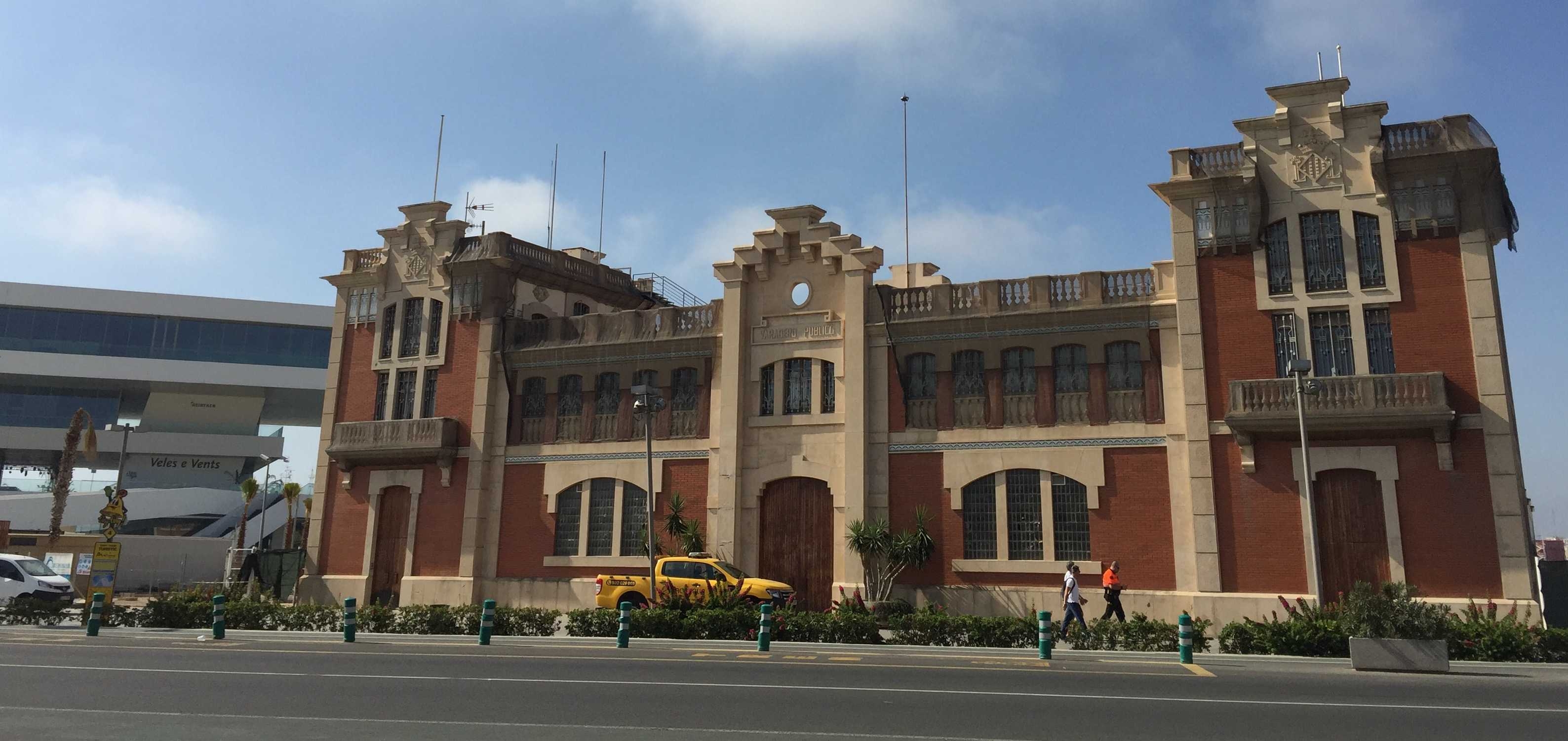 Diques al mar: el Museu Marítim sigue sin definir su gestión