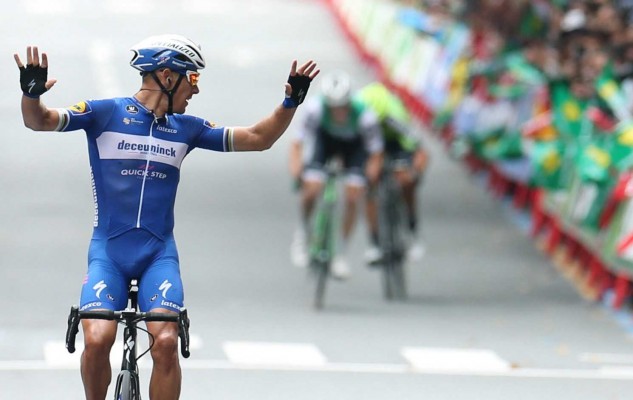 Gilbert, un clásico alza los brazos en Bilbao; Roglic sigue de rojo
