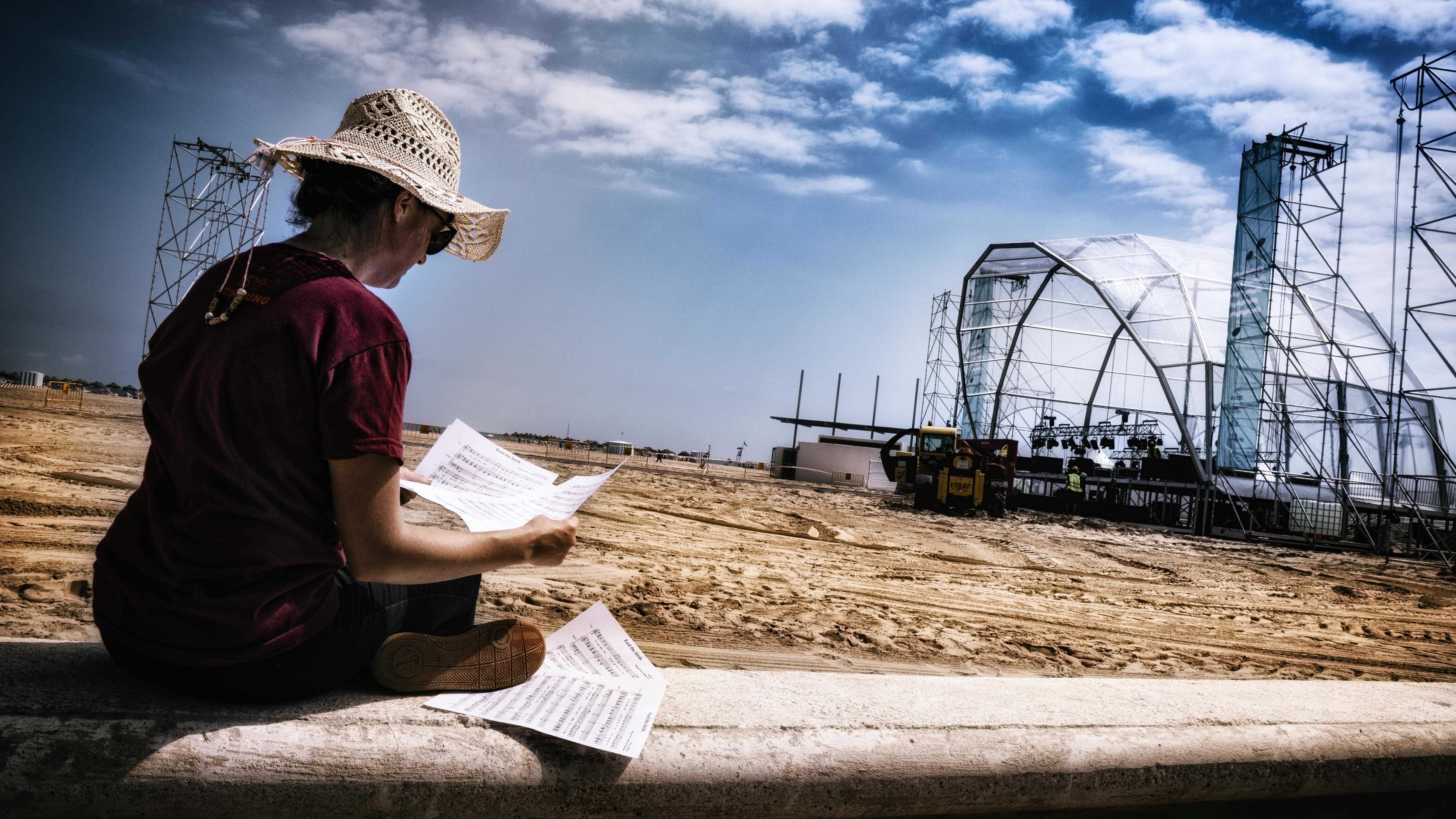 La Playa de las Arenas se convierte en el último escenario estival de la temporada