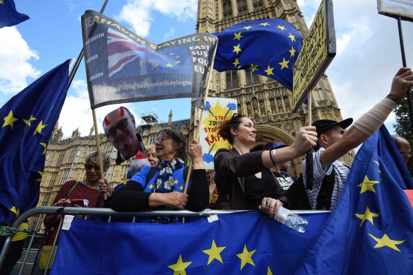 La Cámara de los Comunes da un primer respaldo a la ley para bloquear un Brexit sin acuerdo