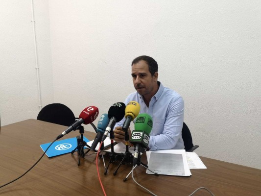 El Partido Popular de Elche denuncia la falta de
transparencia del alcalde Carlos González