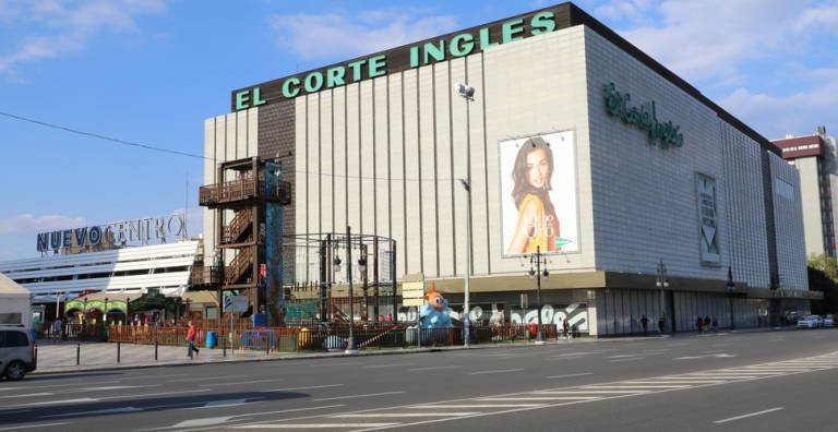 Fitch eleva la nota de El Corte Inglés y lo deja a un escalón de salir del 'bono basura'