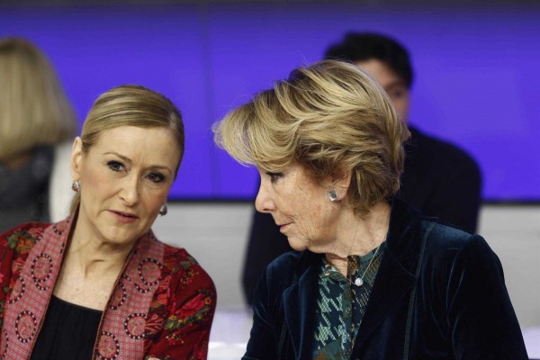 Pagar deudas, organizar actos de campaña y engordar la 'caja b': Así funcionaba el PP de Aguirre