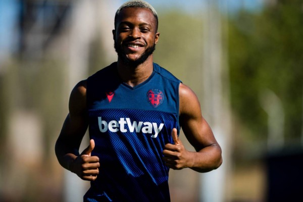 Cheick Doukouré jugará cedido en la SD Huesca 