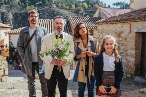 María Ripoll estrena 'Vivir dos veces', una oda a la vejez rodada en la Comunitat 