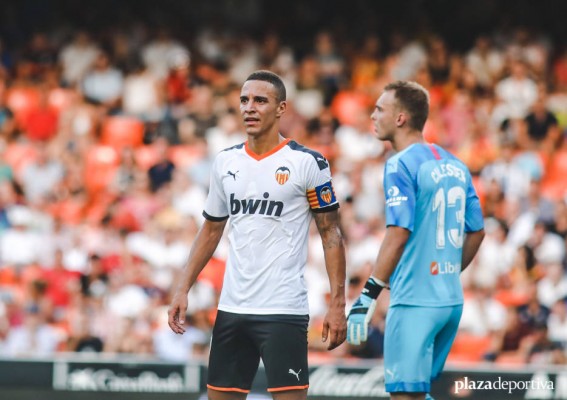 Fin a un mercado que deja a Rodrigo en el Valencia