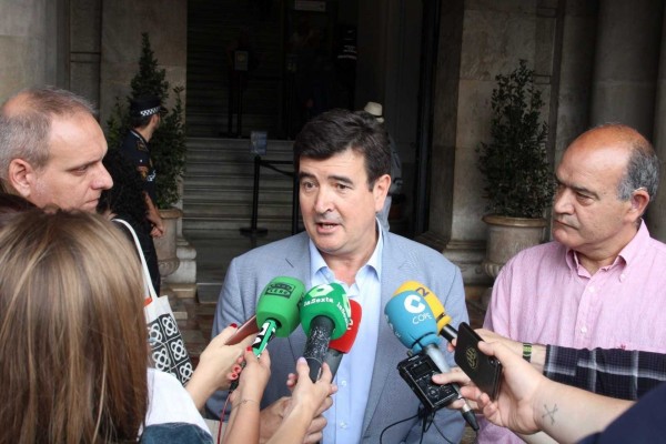 Cs denuncia un nuevo foco de contaminación en aguas próximas a la depuradora de Pinedo