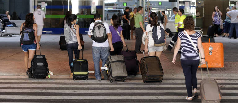 La Comunitat recibe un 10,2 % más de turistas en julio y su gasto sube 14,6 %