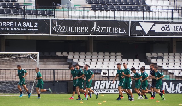 El Castellón se estrena ante su afición