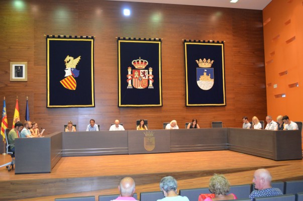 El Ayuntamiento de Orpesa acuerda prorrogar el contrato de gestión del Centro de Mayores