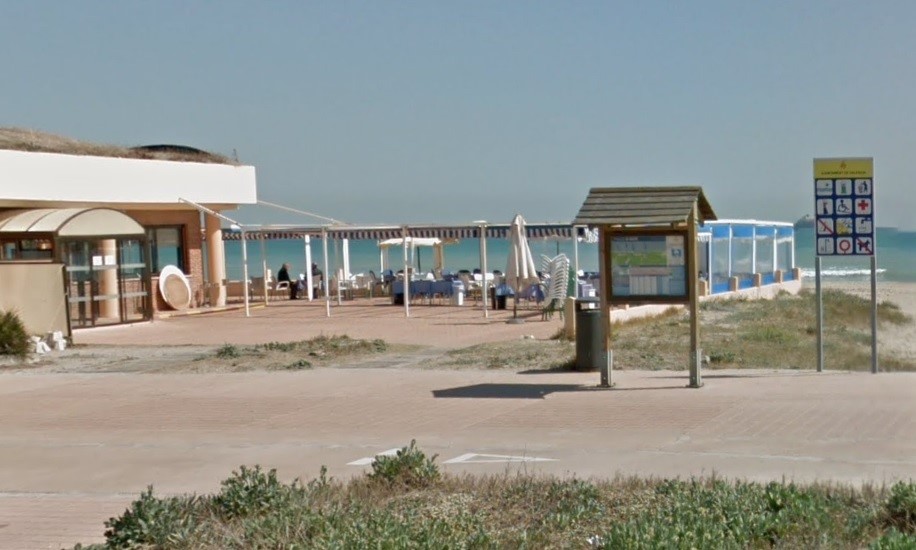 Costas ordena el cierre de las terrazas de los restaurantes de la playa de Pinedo y el Saler