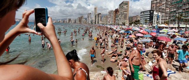 Baleares multará hasta con 40.000 euros a quien alquile un piso a turistas