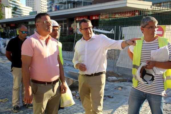 Benidorm reabre las zonas peatonales de la plaza Triangular 