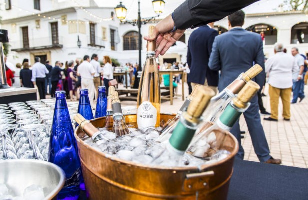 Casa Sicilia celebra su 'Fiesta de la vendimia' con una visita guiada y una degustación