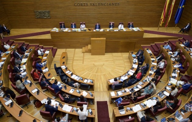 El nuevo curso en Les Corts arrancará el 11 de septiembre con la comparecencia de los consellers
