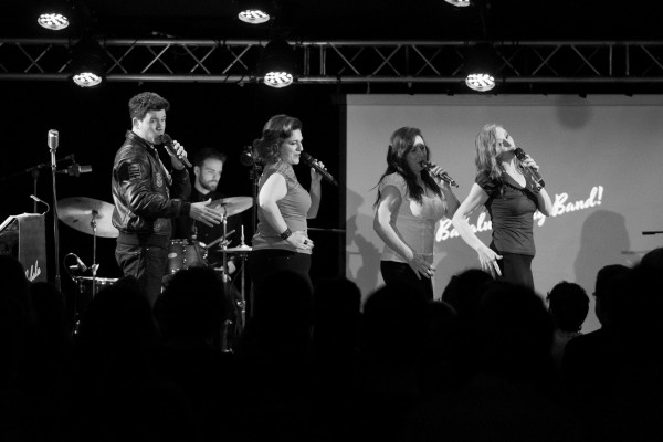 Clandestino Night Club propone un viaje a los 40 a ritmo de swing