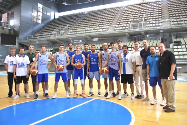 Lucio Angulo visita al HLA Alicante 
