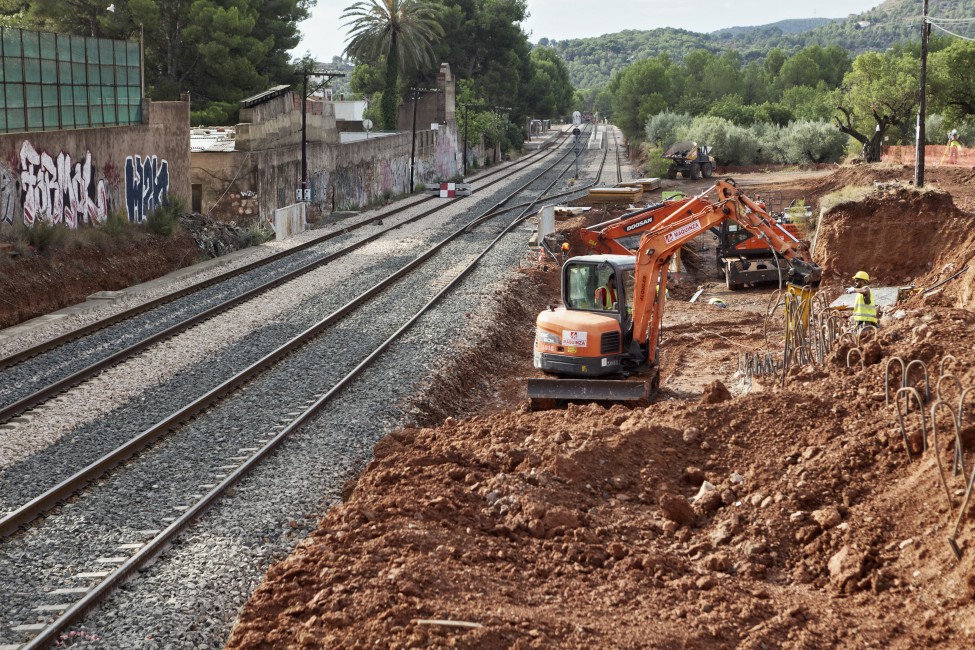 Vista de las obras en Estivella (Fotos: ANTONIO PRADAS) - 
