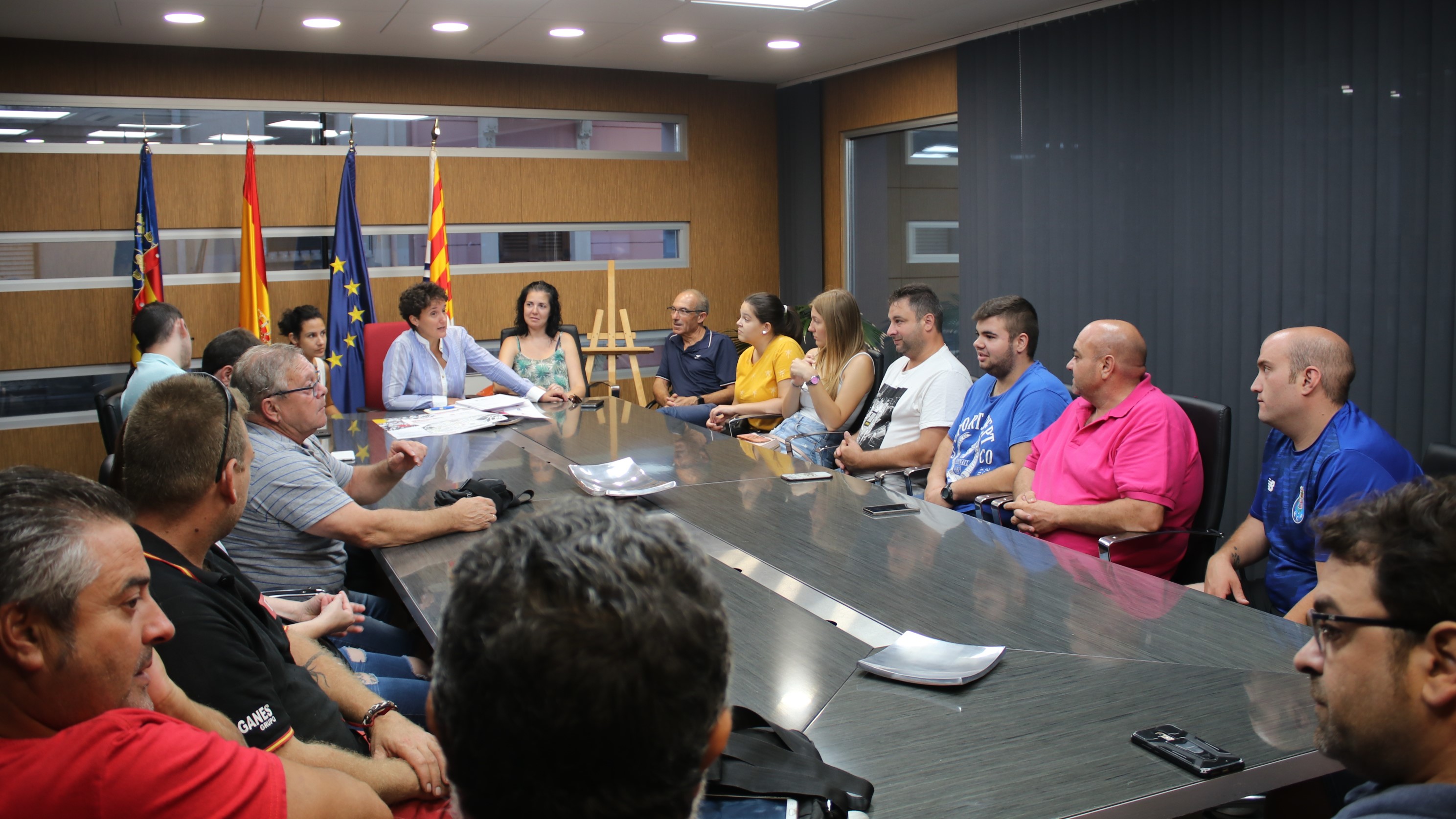 ‘Onda Barri a Barri’: la campaña para mejorar la comunicación del Ayuntamiento con los barrios