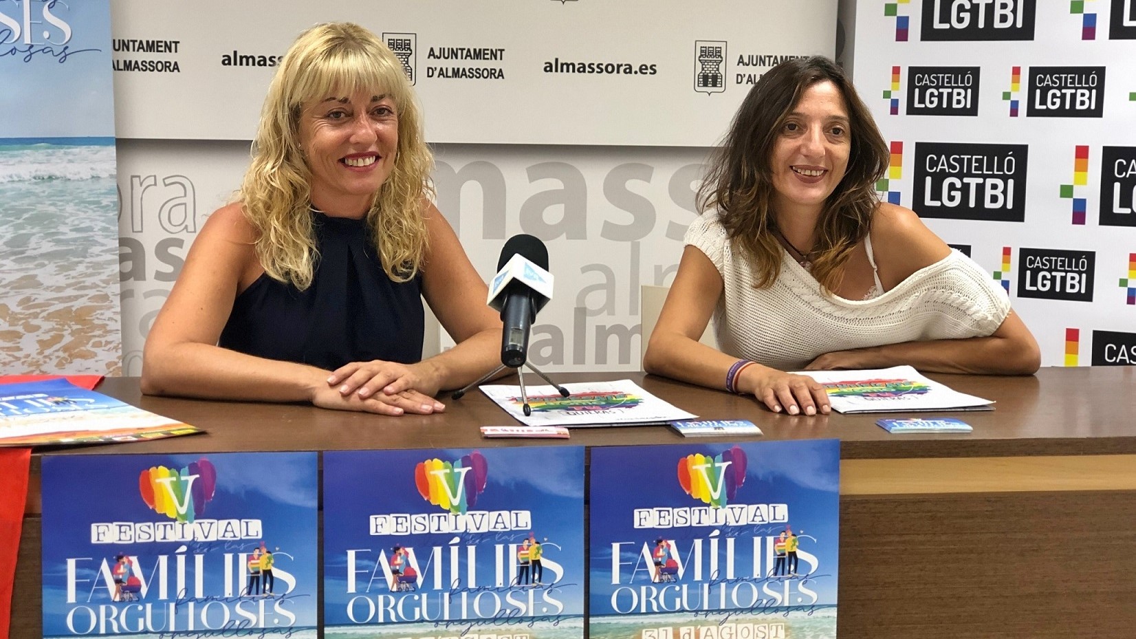 La playa de Almassora celebra el Festival de Familias Orgullosas con conciertos y poesía