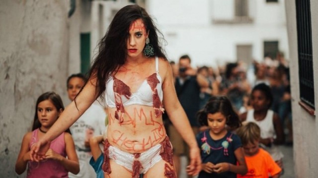 El teatro 'hecho mujer' se cuela en las calles de Betxí con la edición más feminista de Bagatge