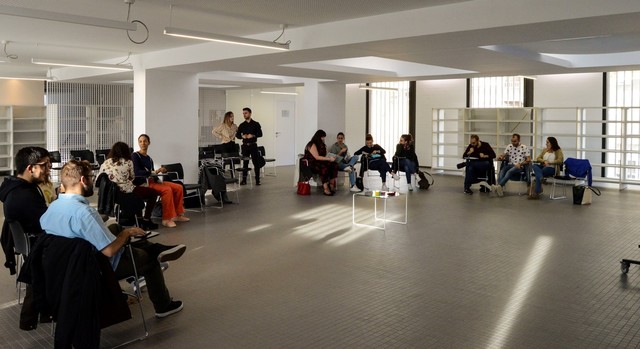 Vila-real inicia los trámites para dar trabajo a 27 jóvenes en el Ayuntamiento, la mitad que en 2018