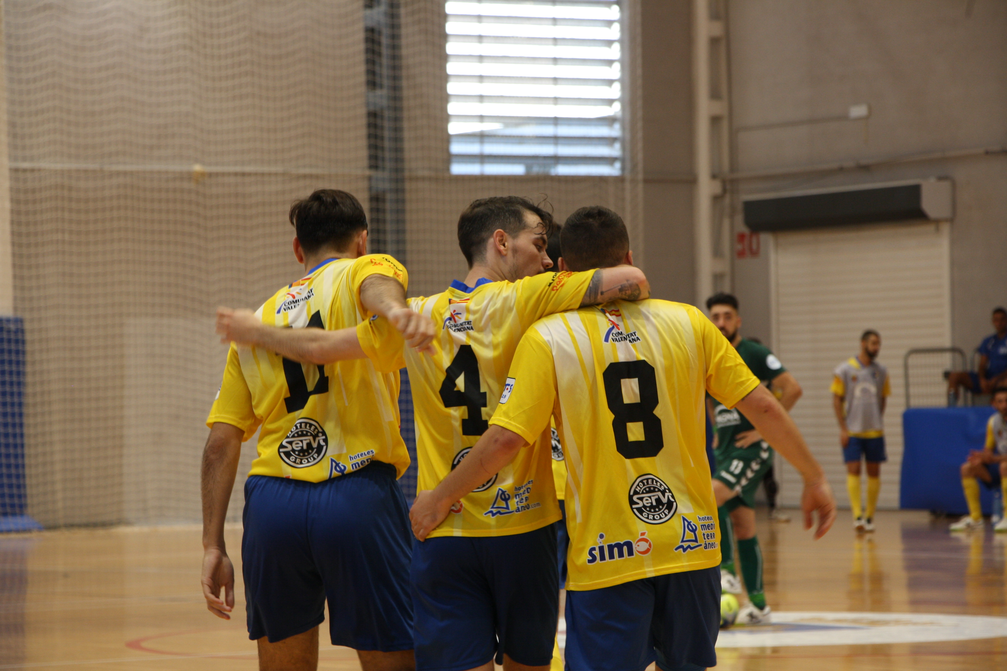 El Servigroup Peñíscola vence al Osasuna Magna y logra su primera victoria de la pretemporada