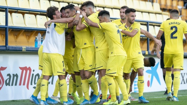 El Villarreal B arranca con victoria ante el Atlético Levante gracias a los goles de Villa y de Edu Espiau