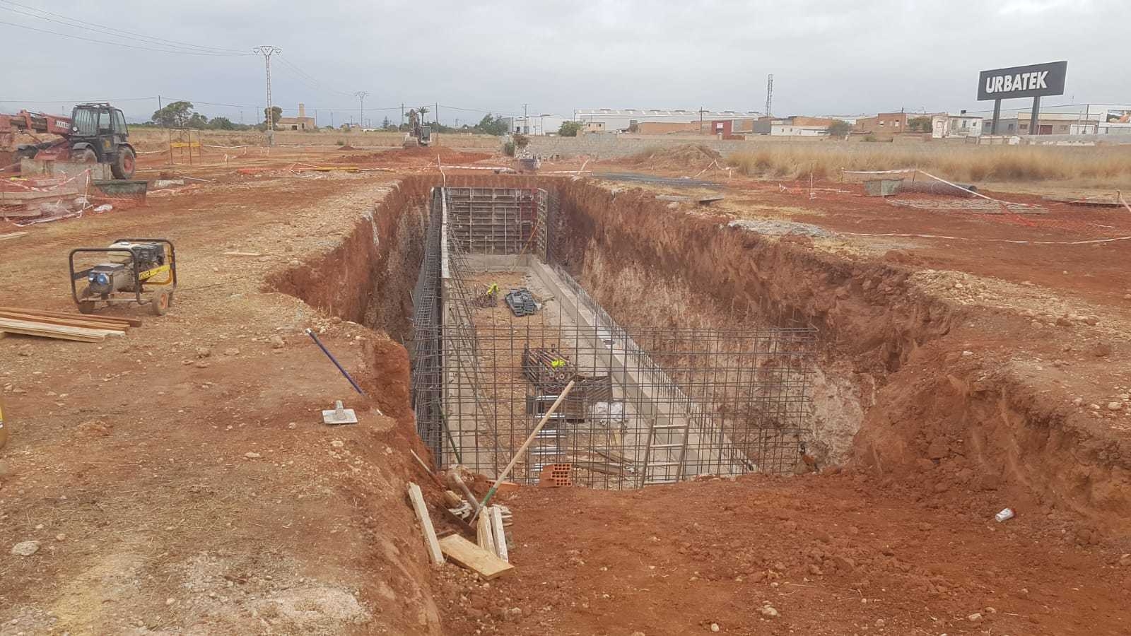 Las obras en el polígono Les Voltes de Vila-real ya dejan ver los dos depósitos de aguas pluviales