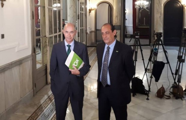El portavoz de Vox en València renuncia a oficiar bodas civiles
