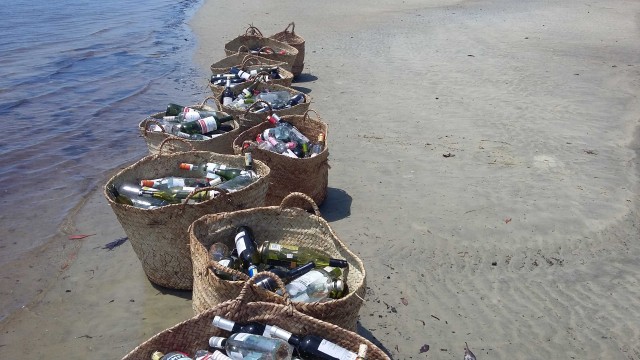 ¡Por una playa limpia!