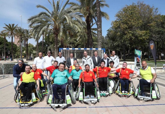 La  Real Federación  Española de Fútbol presenta en China una nueva modalidad paralímpica de fútbol en silla creada en la Comunitat Valenciana: A-ball