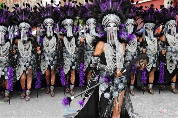 Más de 10.000 personas participarán en la fiesta de Moros y Cristianos de Villena