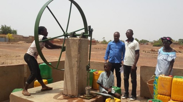 Castelló y Diputación ayudan a la rehabilitación de un centro de salud en Burkina Faso