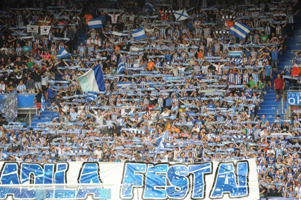 Las peñas del Alavés se oponen al fútbol entre semana y no acudirán a Leganés
