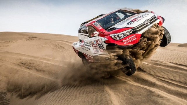 Alonso busca ampliar su brillante palmarés en las dunas del desierto