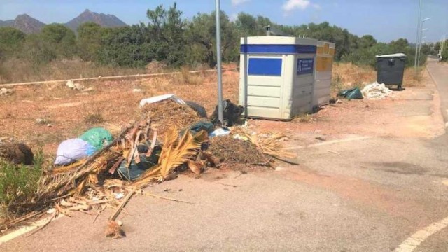 PSPV Benicàssim pide “reforzar el servicio de limpieza” para acabar con los malos olores