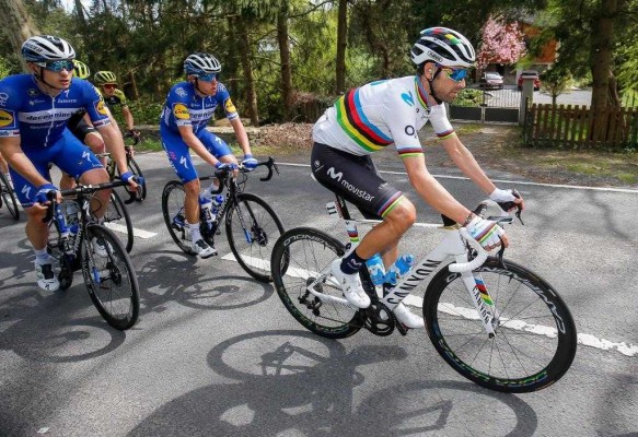 Valverde, Quintana y Carapaz en el Movistar para La Vuelta 19
