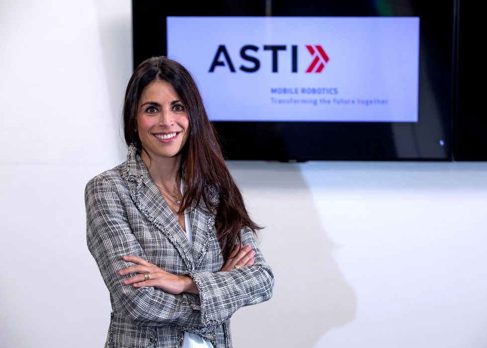 Mujeres que han sabido hacer de la necesidad empresa