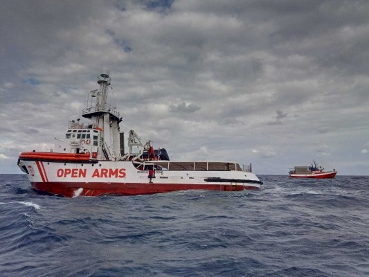 Open Arms anuncia el desembarco de 27 menores no acompañados tras recibir permiso de las autoridades italianas