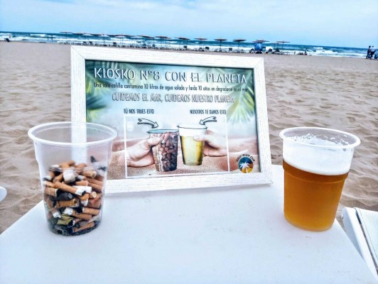 Vacaciones 'verdes': Magic suprime plásticos y premia la recogida de colillas en Villa Luz