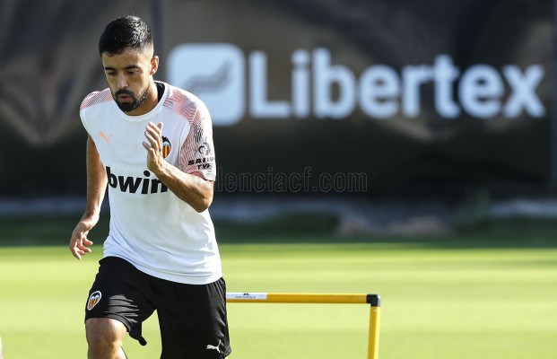 Kempes, Sol y Roberto entre los valencianistas que volvieron como Costa o Mangala