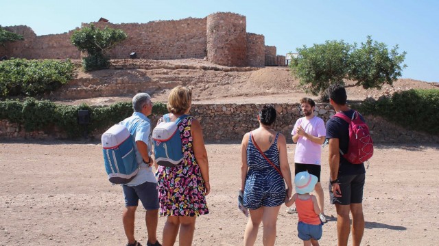 Onda organiza visitas guiadas al Castillo de las 300 torres para potenciar este lugar histórico