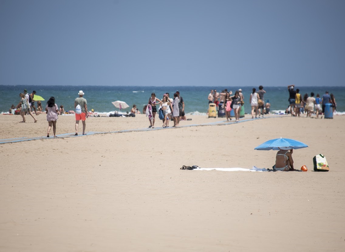 Combinación de playa, pueblo y cerveza, lo mejor del verano para los valencianos