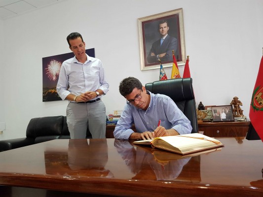 Elda y la Diputación acuerdan colaborar en poyectos comerciales y culturales  