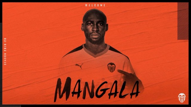 El Valencia oficializa el fichaje de Mangala